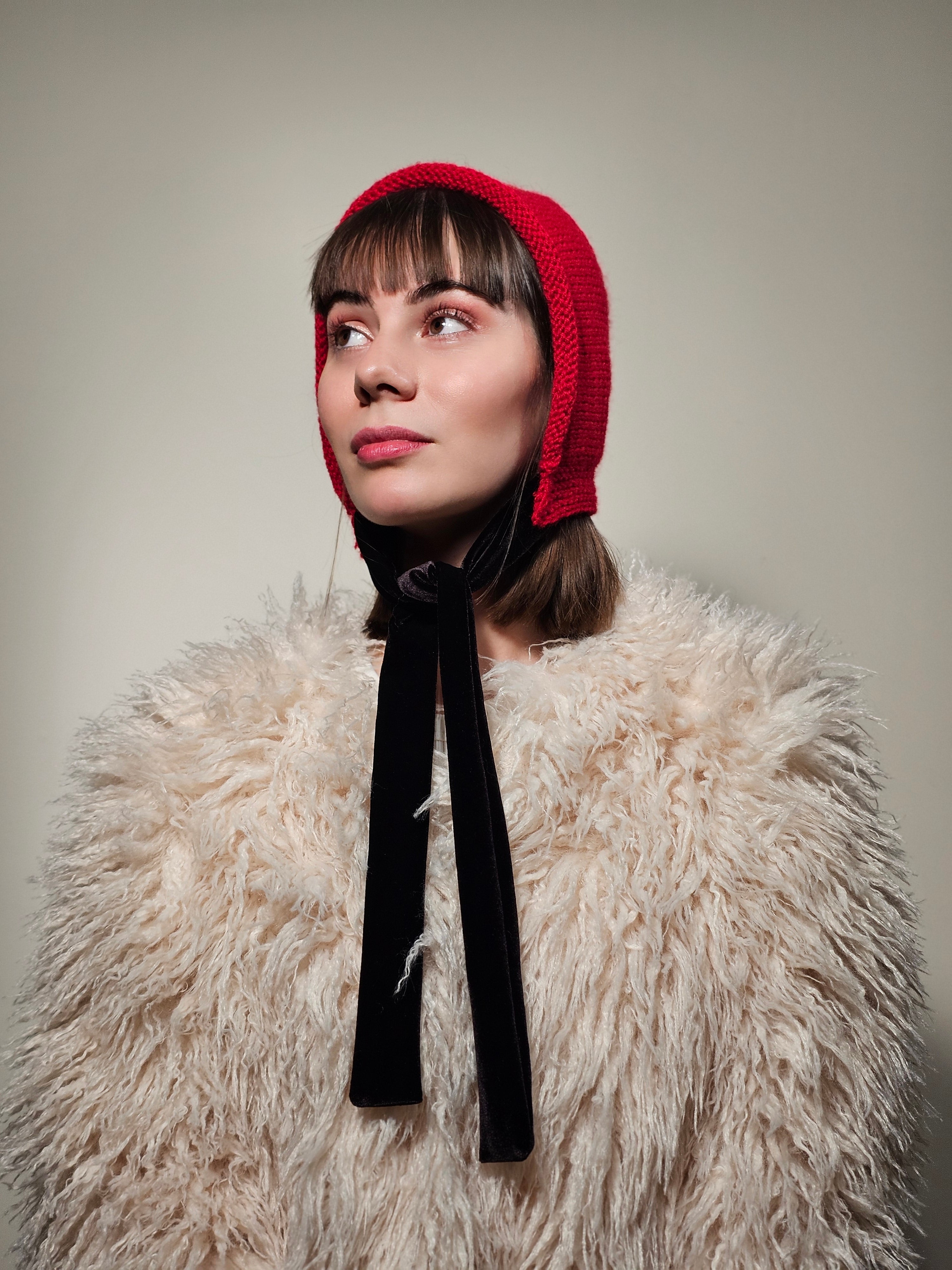 Laura- Knit Bonnet with Velvet Ties